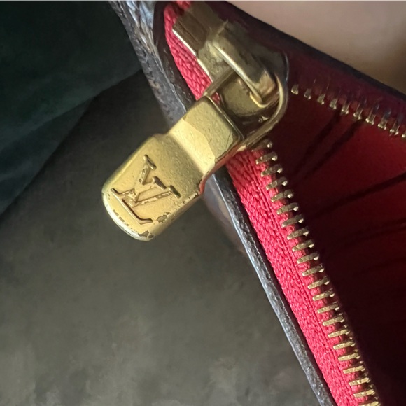 Neverfull Pouch - Picture 3 of 5